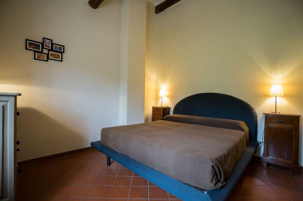 Ampio Appartamento Completamente Rinnovato Con Vista E Piscina Lucca Kültér fotó