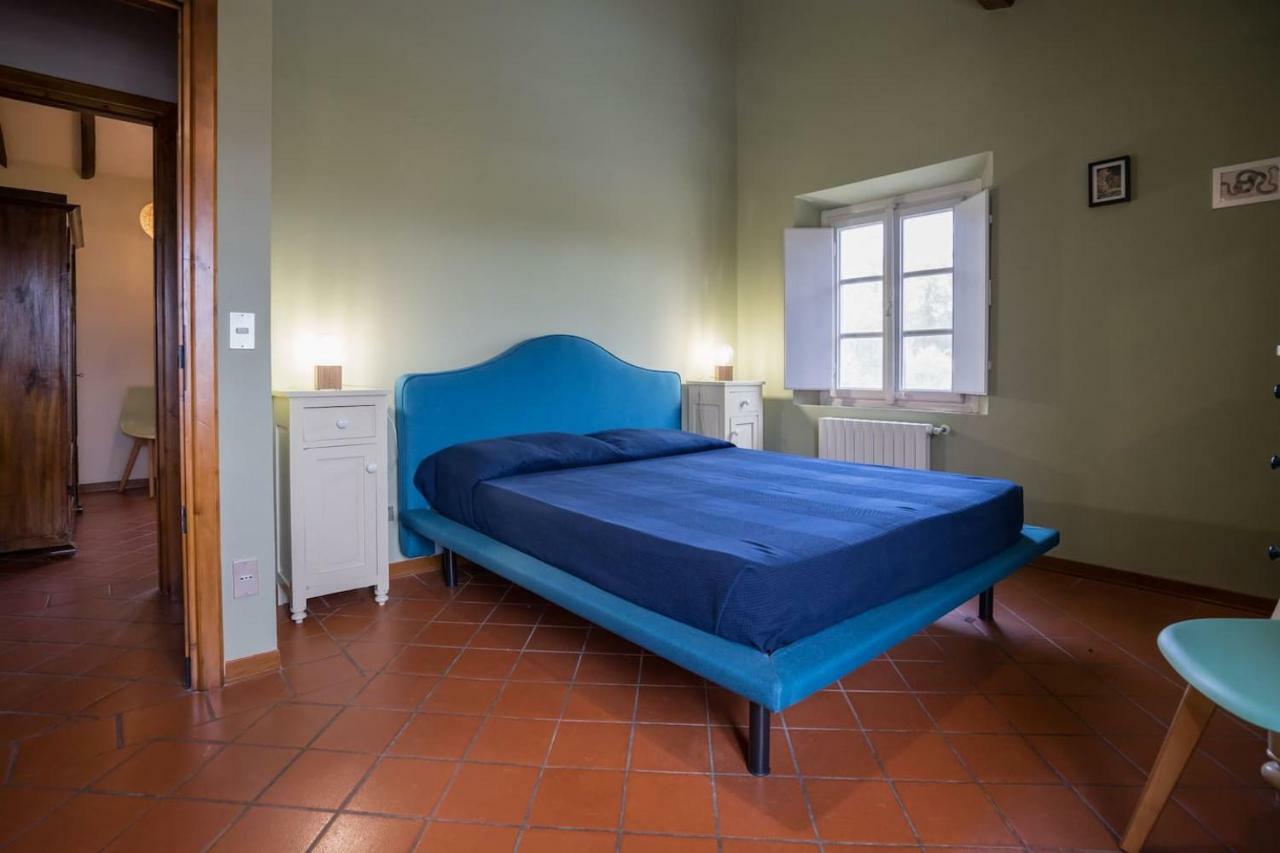 Ampio Appartamento Completamente Rinnovato Con Vista E Piscina Lucca Kültér fotó