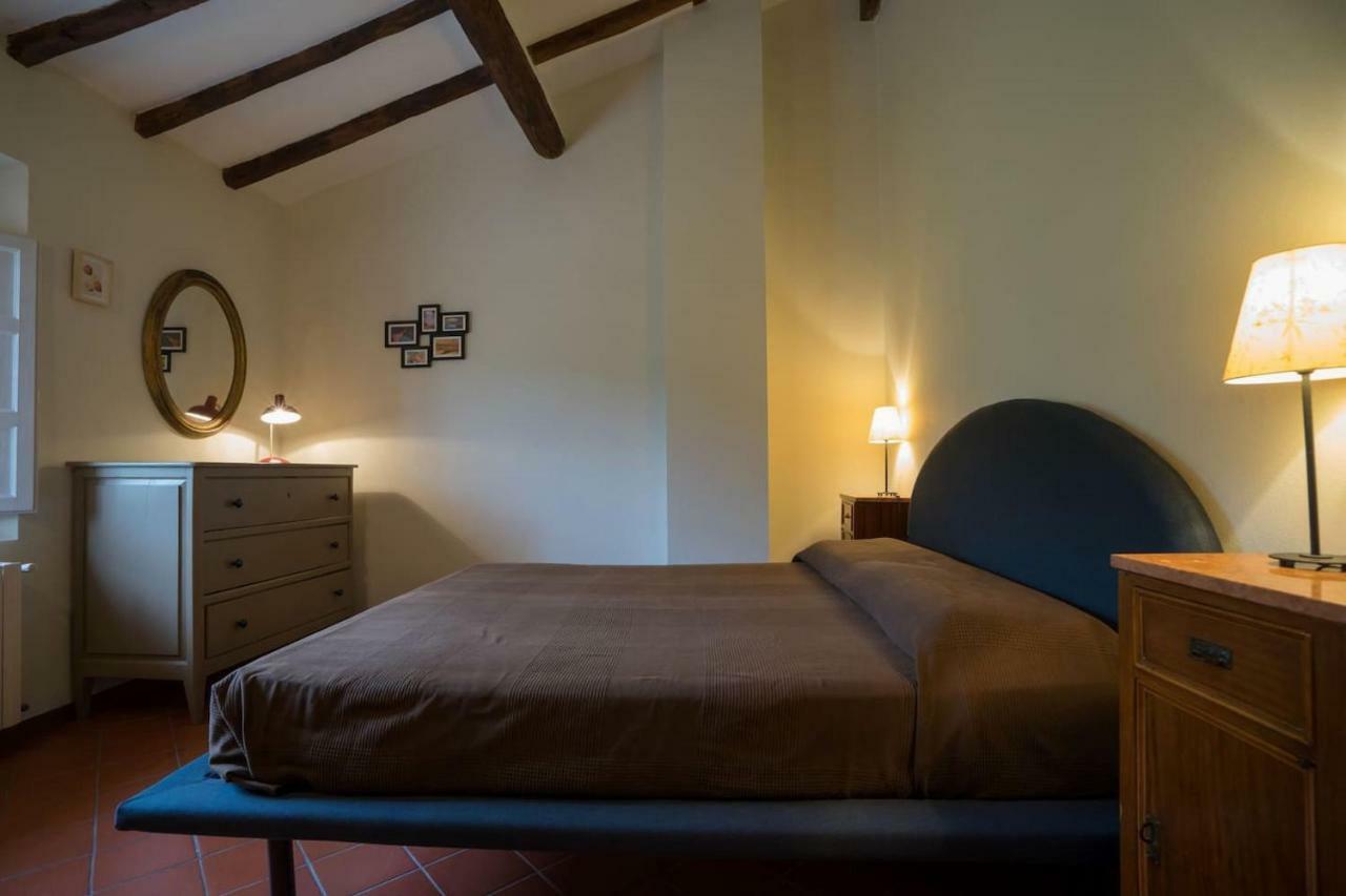 Ampio Appartamento Completamente Rinnovato Con Vista E Piscina Lucca Kültér fotó