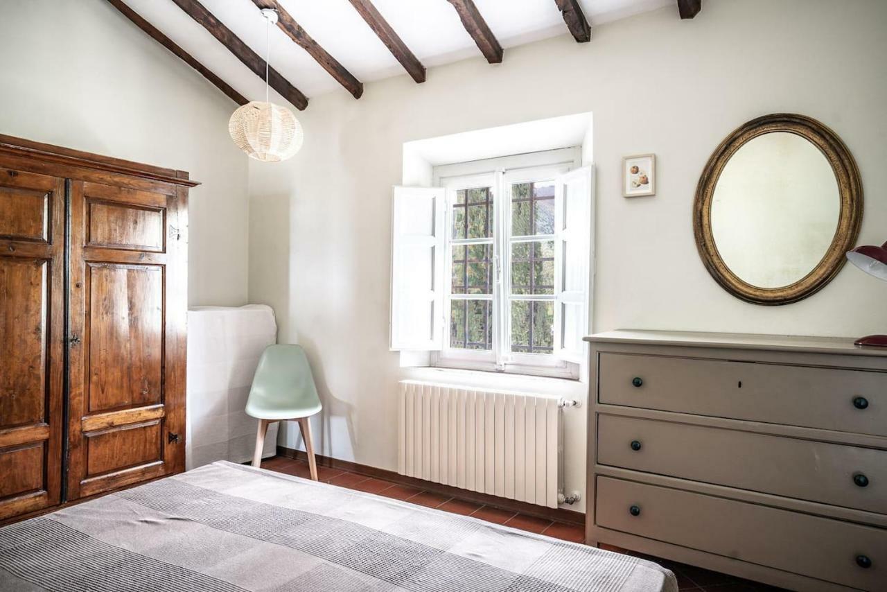 Ampio Appartamento Completamente Rinnovato Con Vista E Piscina Lucca Kültér fotó